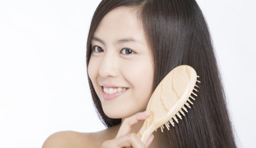 ブラッシングでツヤ髪になれ薄毛も解消！？ブラッシング効果と正しいブラッシング法を紹介
