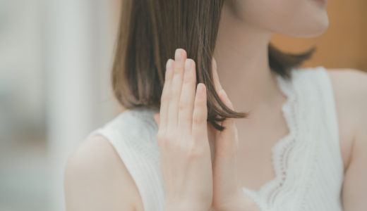 髪の毛の水分量はどれ位が理想？パサパサの原因と水分UP法